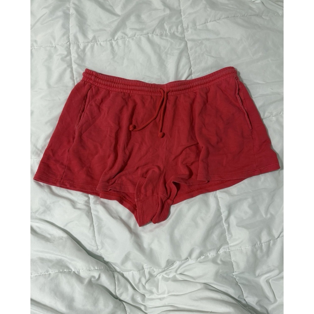 Universal Thread Women's Red L Sweat Shorts L Drawstring Elastic Waist Solid